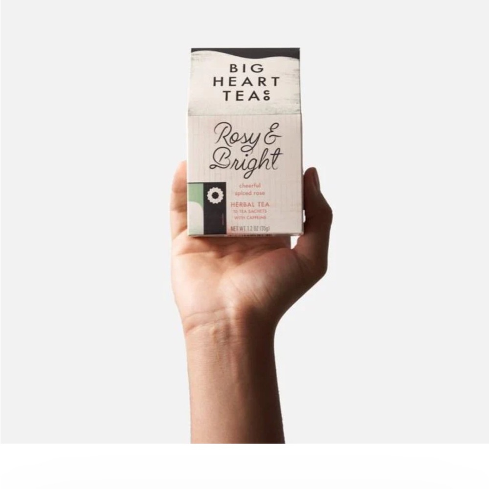 Big Heart Tea Gift Set - Picture 5 of 7